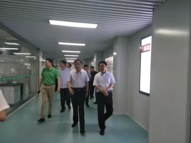 ʨ�ӻ� - ������ɫ��Ϸ����