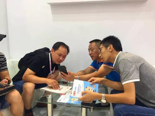 ʨ�ӻ� - ������ɫ��Ϸ����