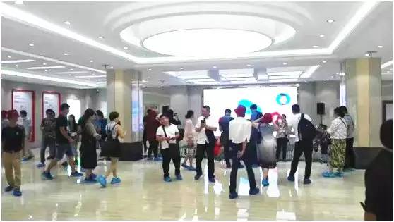 ʨ�ӻ� - ������ɫ��Ϸ����