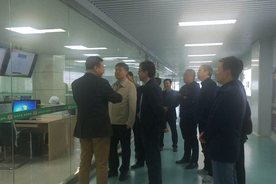 ʨ�ӻ� - ������ɫ��Ϸ����