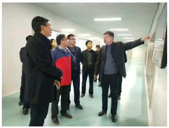 ʨ�ӻ� - ������ɫ��Ϸ����