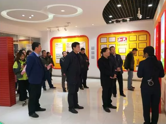 ʨ�ӻ� - ������ɫ��Ϸ����